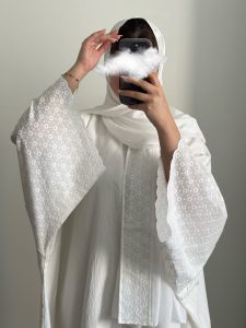 ⁦White Makhrooza⁩ - الصورة ⁦2⁩