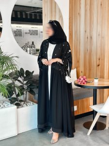 ⁦Crystals & chiffon⁩ - الصورة ⁦3⁩