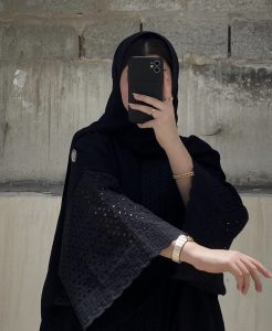 ⁦Black Makhrooza⁩ - الصورة ⁦2⁩