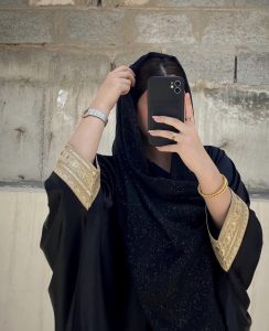 ⁦Black Glitter⁩ - الصورة ⁦2⁩