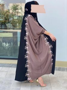 ⁦Nude & Black⁩ - الصورة ⁦3⁩