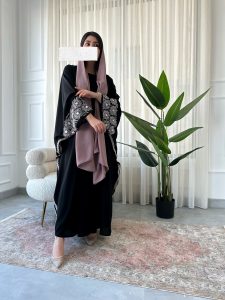 ⁦Pink & Black⁩ - الصورة ⁦3⁩