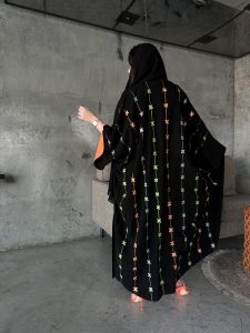 ⁦Black & Neon⁩ - الصورة ⁦2⁩