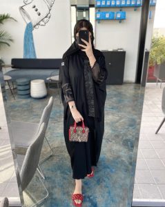 ⁦Touch of Black⁩ - الصورة ⁦2⁩