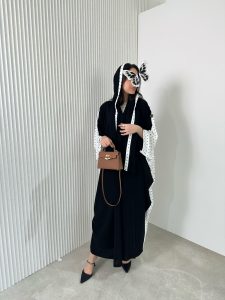 ⁦Black & White⁩ - الصورة ⁦4⁩