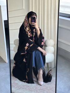 ⁦Pink & Orange Floral⁩ - الصورة ⁦4⁩