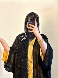 ⁦Three Pieces - Yellow⁩ - الصورة ⁦3⁩