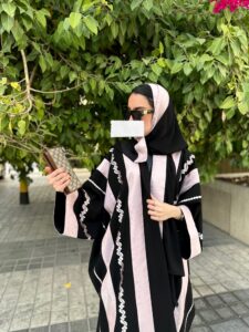 ⁦Black & baby pink⁩ - الصورة ⁦4⁩