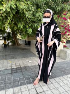 ⁦Black & baby pink⁩ - الصورة ⁦7⁩
