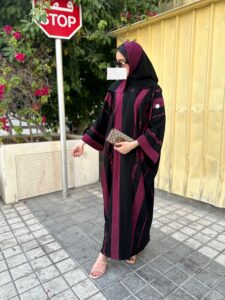 ⁦Black & Maroon⁩ - الصورة ⁦3⁩