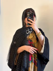 ⁦Three Pieces - Brown⁩ - الصورة ⁦3⁩