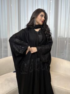 ⁦Lace and glitters⁩ - الصورة ⁦3⁩