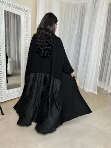 ⁦Glitters & crushed fabric⁩ - الصورة ⁦3⁩