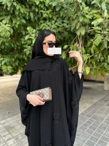 ⁦Black Chiffon & Swarovski⁩ - الصورة ⁦4⁩