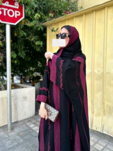 ⁦Black & Maroon⁩ - الصورة ⁦8⁩