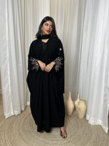 ⁦Maroon Garden⁩ - الصورة ⁦4⁩