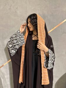 ⁦Peach & brown⁩ - الصورة ⁦2⁩