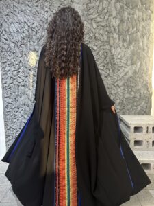 ⁦Black & Orange⁩ - الصورة ⁦2⁩