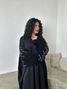 ⁦Black on Black⁩ - الصورة ⁦3⁩