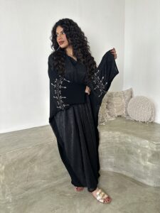 ⁦Black on Black⁩ - الصورة ⁦5⁩