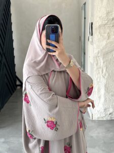 ⁦Nude floral⁩ - الصورة ⁦2⁩