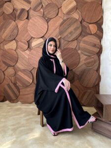 ⁦Black & Pink Lines⁩ - الصورة ⁦2⁩