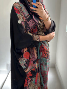 ⁦Darkest Black⁩ - الصورة ⁦2⁩