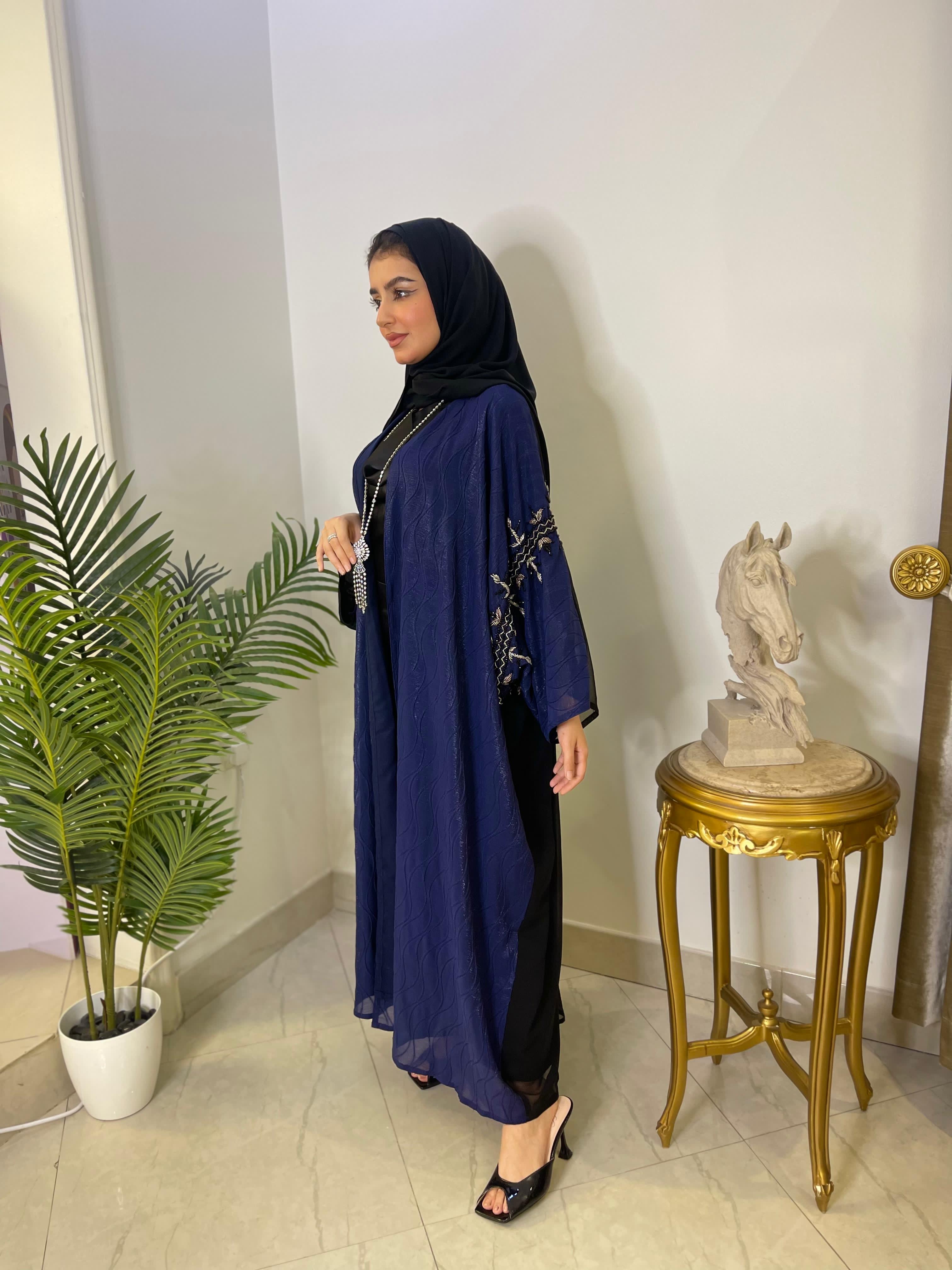 ⁦Black & Navy Blue⁩ - الصورة ⁦3⁩