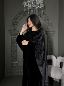 ⁦Velvet Scarf⁩ - الصورة ⁦3⁩