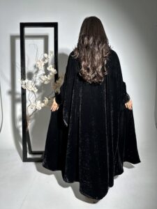 ⁦Black Velvet & Glitters⁩ - الصورة ⁦2⁩