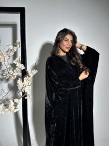 ⁦Black Velvet & Glitters⁩ - الصورة ⁦4⁩