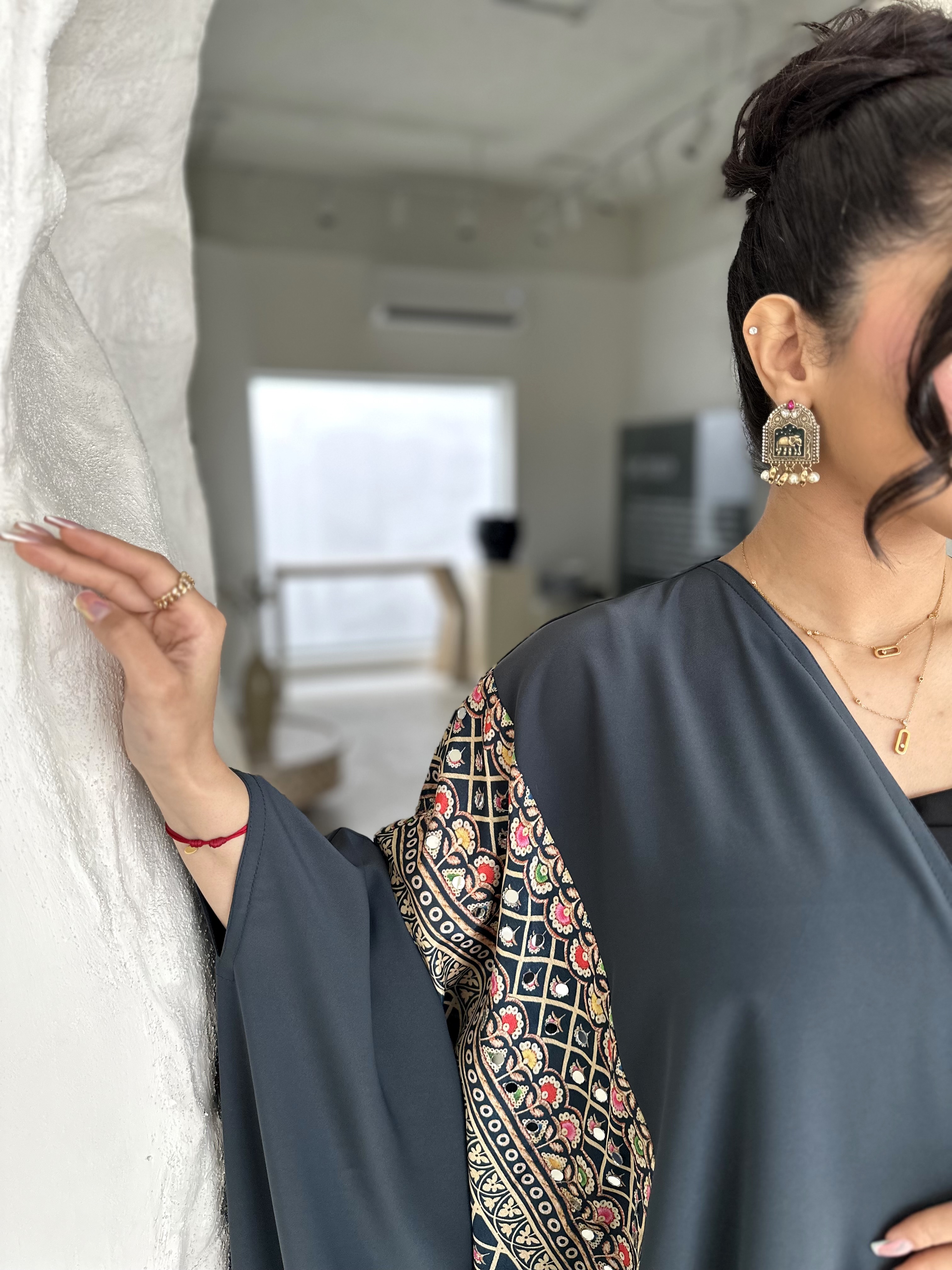 ⁦Gray 1⁩ - الصورة ⁦2⁩