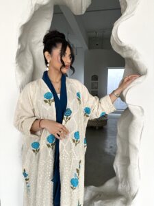 ⁦Blue Rose⁩ - الصورة ⁦5⁩