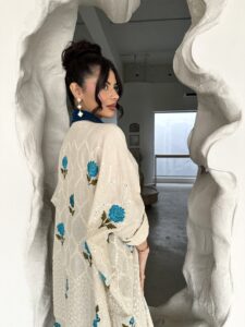 ⁦Blue Rose⁩ - الصورة ⁦4⁩