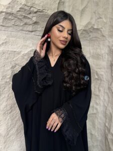 Lace & Black Stones