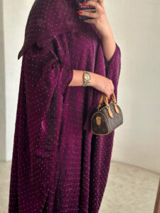 ⁦Burgundy Butterfly⁩ - الصورة ⁦3⁩