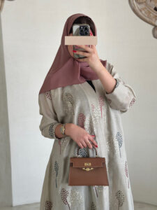 ⁦Dirty Beige⁩ - الصورة ⁦4⁩