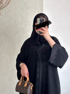 ⁦Black Klosh⁩ - الصورة ⁦5⁩