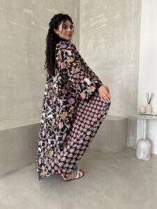 ⁦Black Flw⁩ - الصورة ⁦2⁩