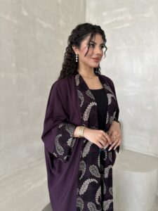 ⁦Burgundy moon⁩ - الصورة ⁦4⁩