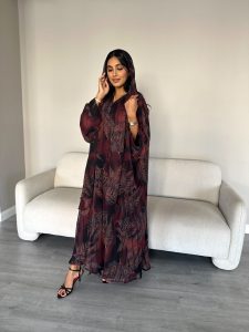 ⁦Burnt Maroon⁩ - الصورة ⁦2⁩