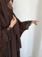 ⁦Brown lace & swarovski⁩ - الصورة ⁦2⁩